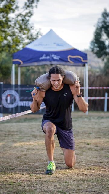 Hiking Goals For Beginners - Man doing lunges