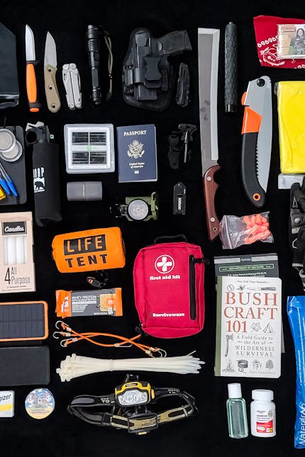 Day Hiking Pack List - Hiking equipment