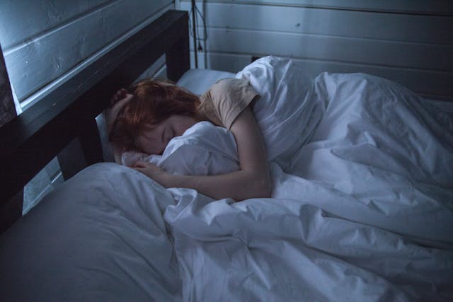 A Hiking Fitness Plan - Lady sleeping
