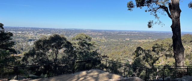 Hike From Blaxland To Glenbrook - View from Elizabeth Lookout