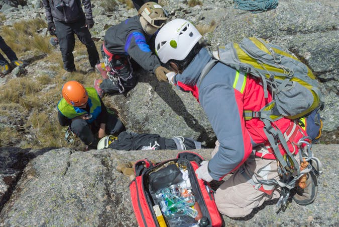 Treating Hiking Injuries -Rescuing a hiker