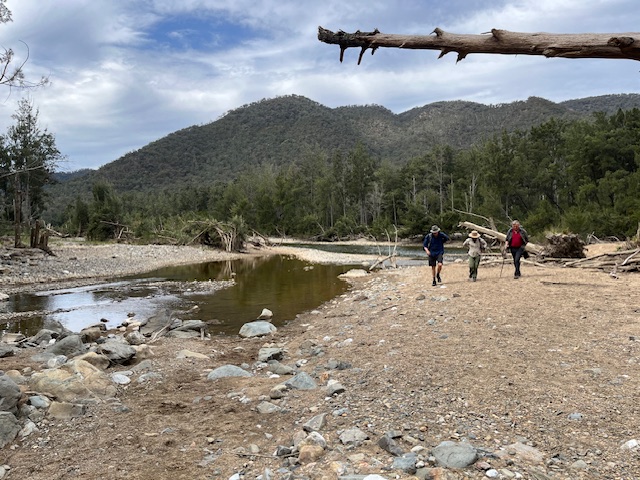 Bungonia National Park Hike - The Shoalhaven River