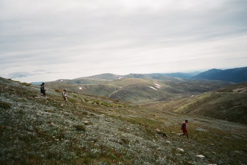 How To Hike Downhill Safely And Efficiently -# hikers hiking downhill