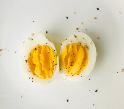 10 Best Low Carb Snacks For Hikers - Hard boiled eggs